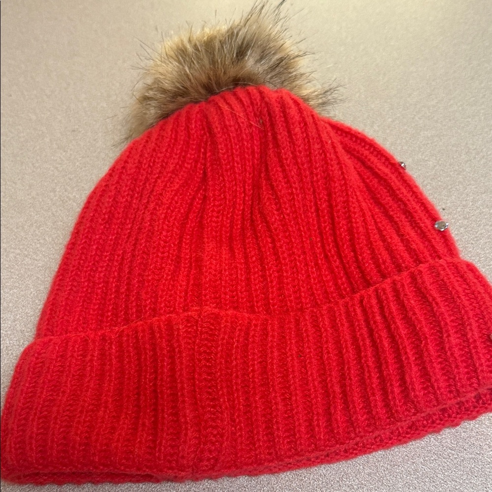 Red Knit Pom Pom Beanie with Butterfly/Flower Accents. - Picture 3 of 4